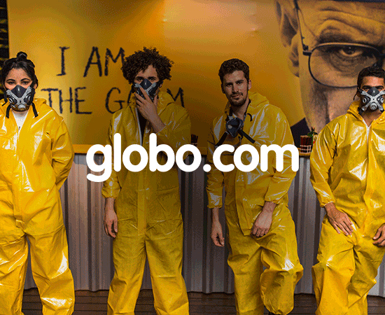Participamos do projeto Arte na Rua proprietário da TV Globo, que ocorreu pela 1ª vez em Niterói com uma galeria de arte de 1.400m², ao ar livre.
